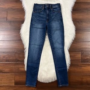 Abercrombie & Fitch Size 27 / 4 Ultra High Rise Super Skinny Jeans